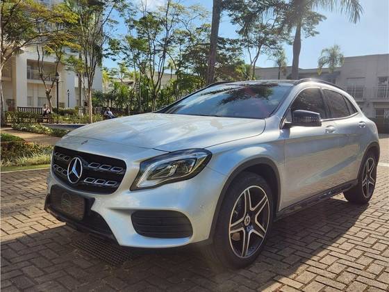MERCEDES-BENZ GLA 250 2.0 CGI GASOLINA SPORT 7G-DCT MERCEDES-BENZ GLA 250 2.0 CGI GASOLINA SPORT 7G-DCT